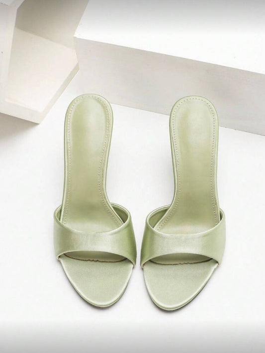 Satin round toe mule