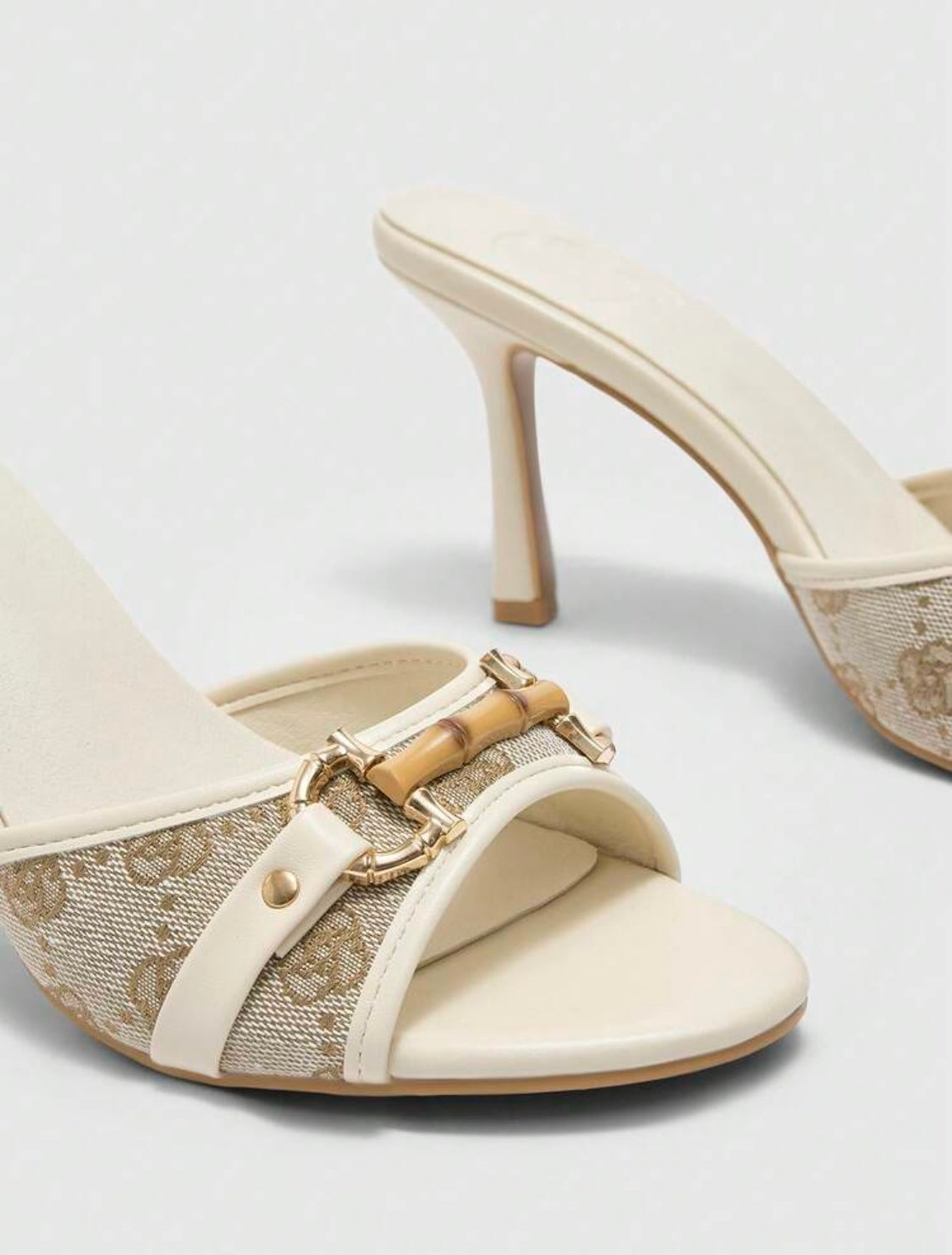 Summer round toe mule