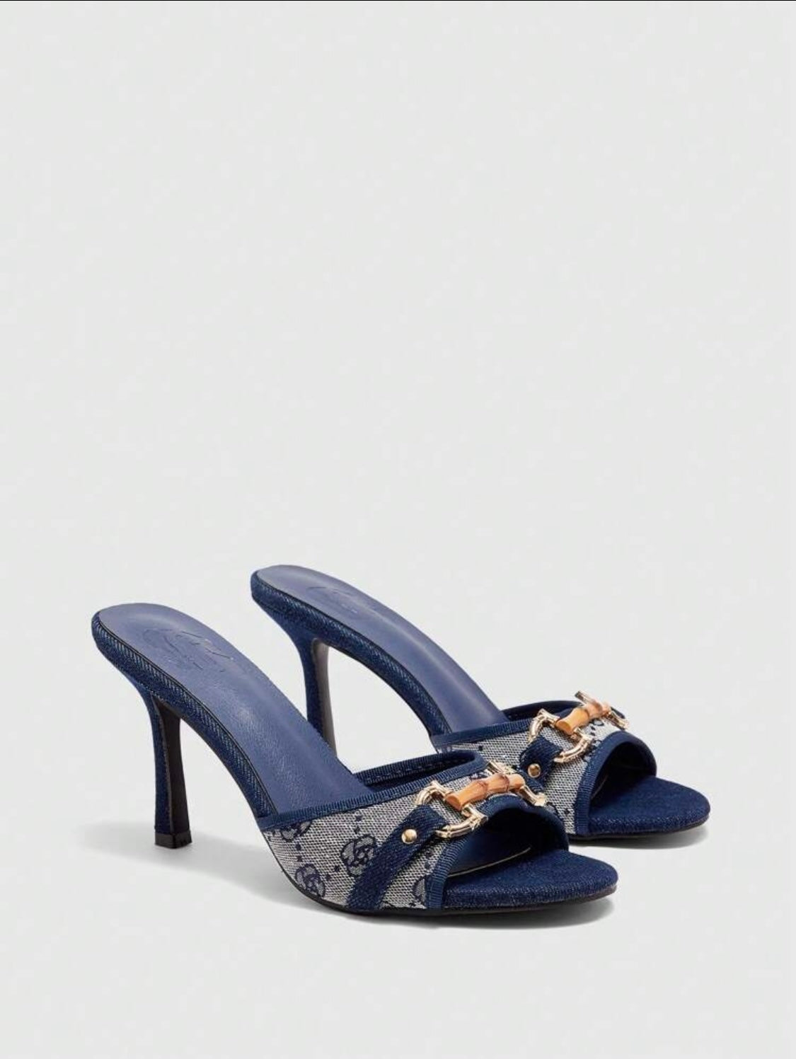 Denim round toe mule